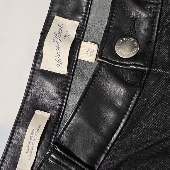 Universal Thread Black Midrise 80s High Waist Slim Jeans Size 17R New - Picture 3 of 6